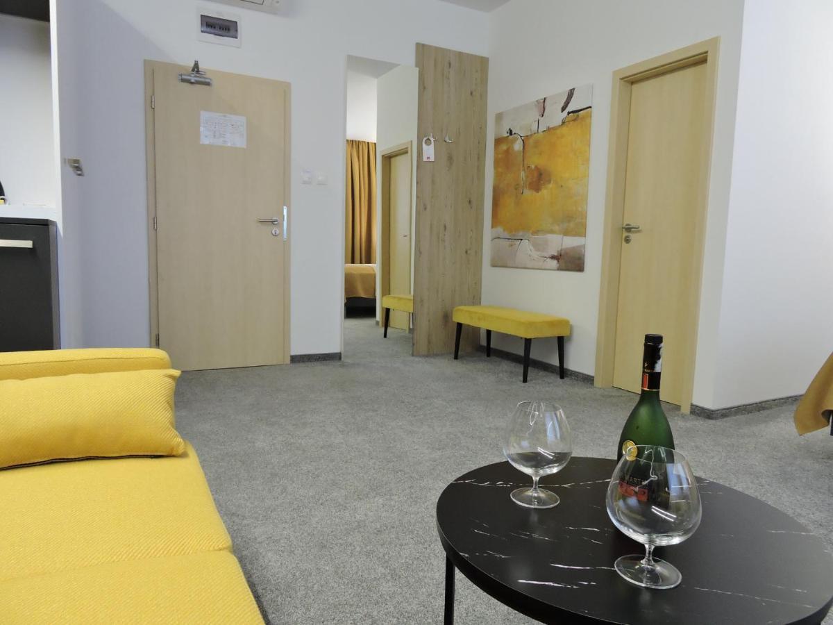 Primma Hotel Moldava nad Bodvou Exteriör bild